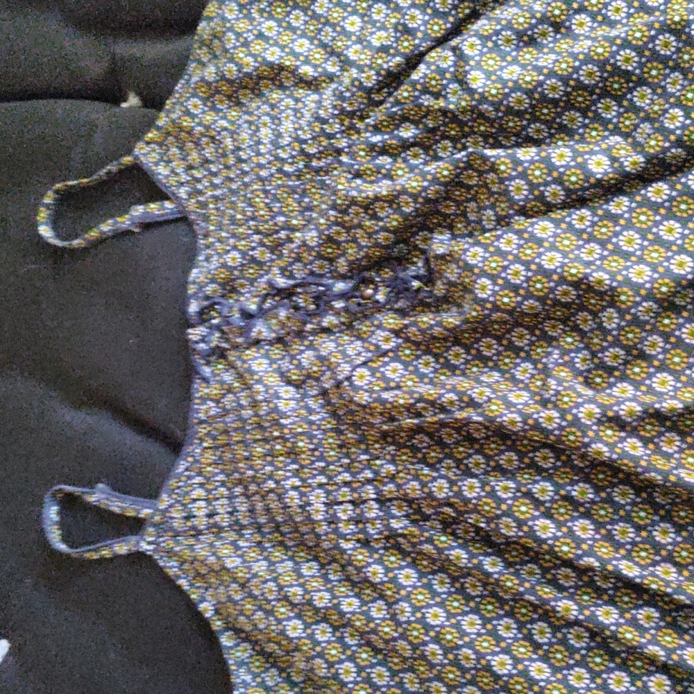 Shirt - Picture 2 of 3